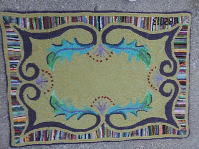 Annie's Wandering Scroll rug hooking pattern hand hooked by Barb Bauman
